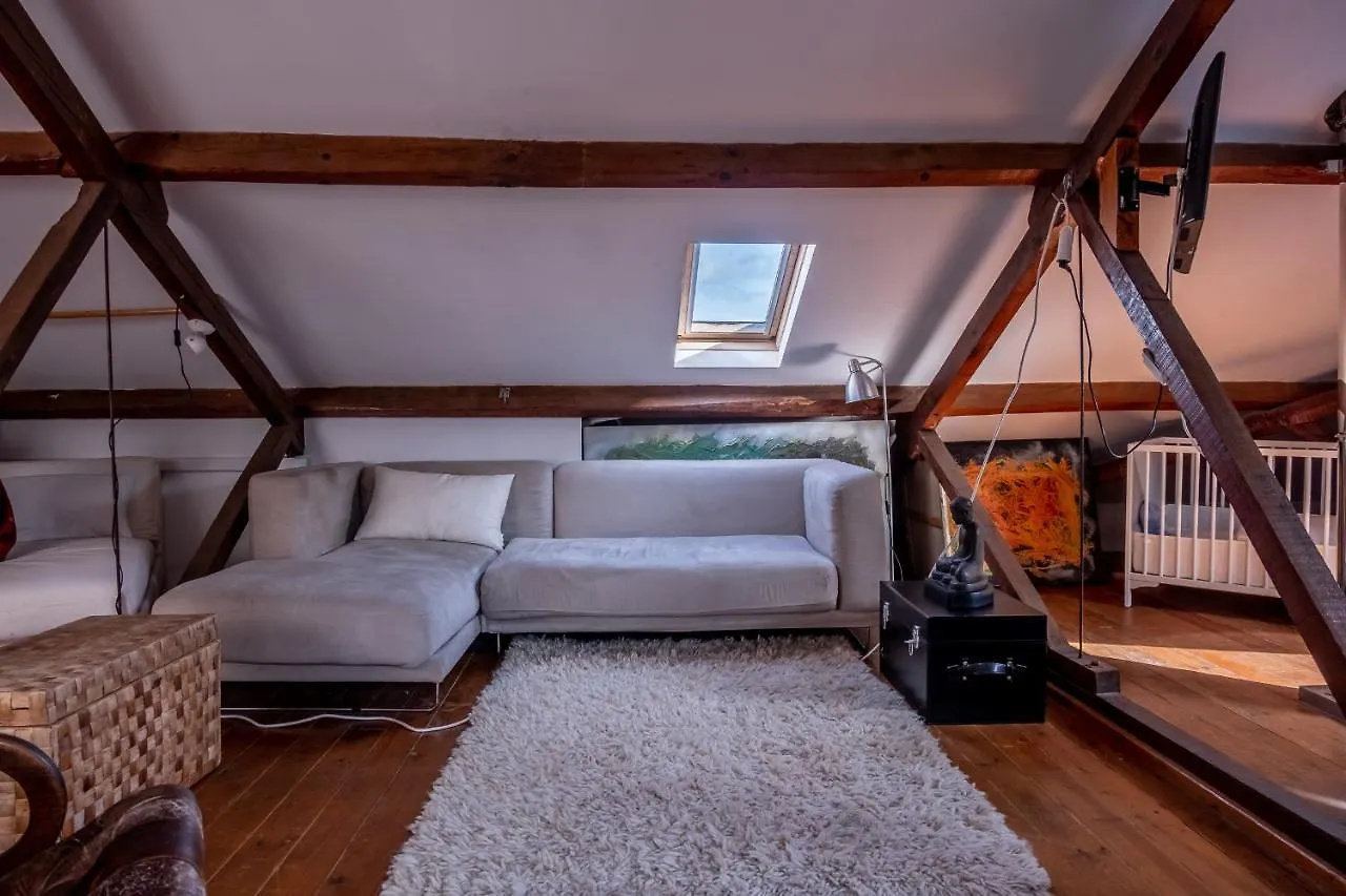 Double Floor Penthouse-Stylish Apartment Lisbon