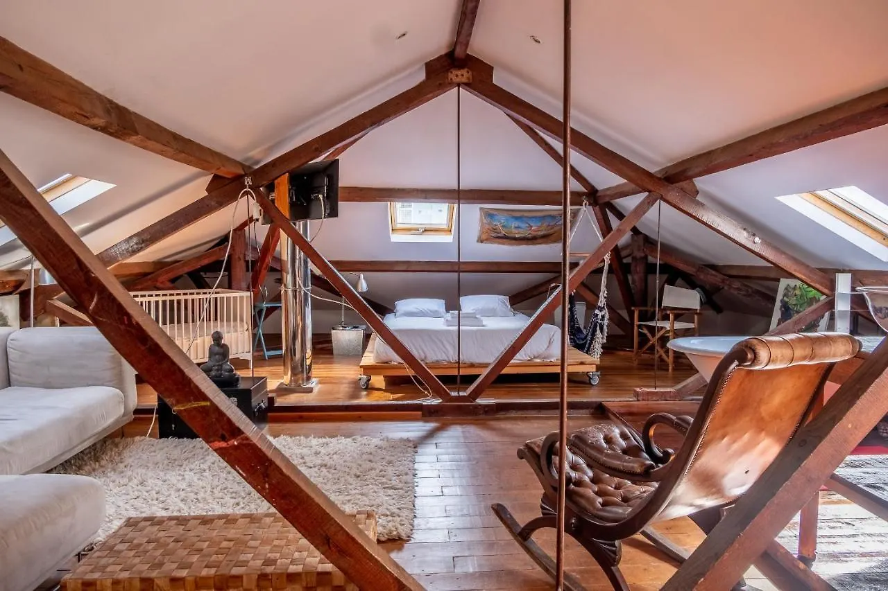 Double Floor Penthouse-Stylish Apartment Lisbon