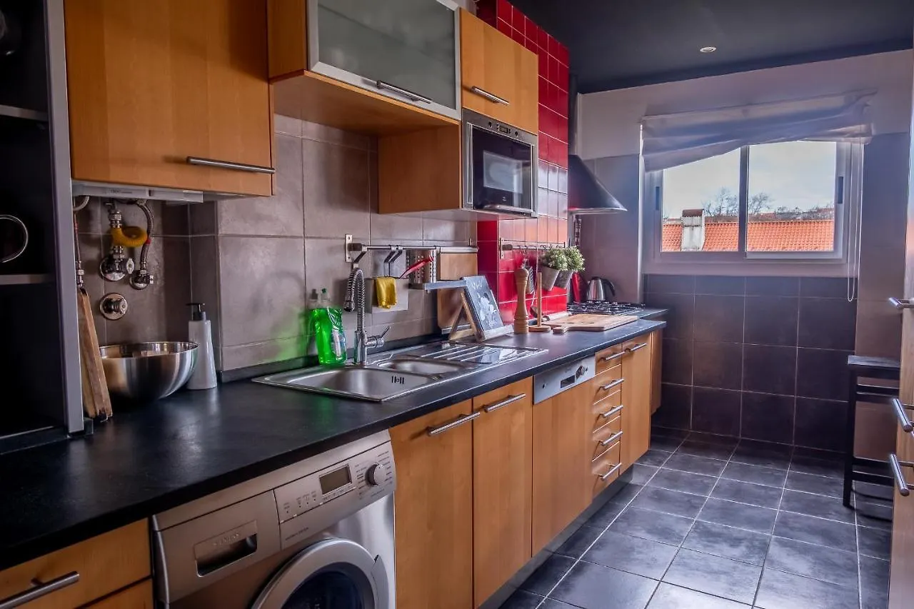 Double Floor Penthouse-Stylish Apartment Lisbon