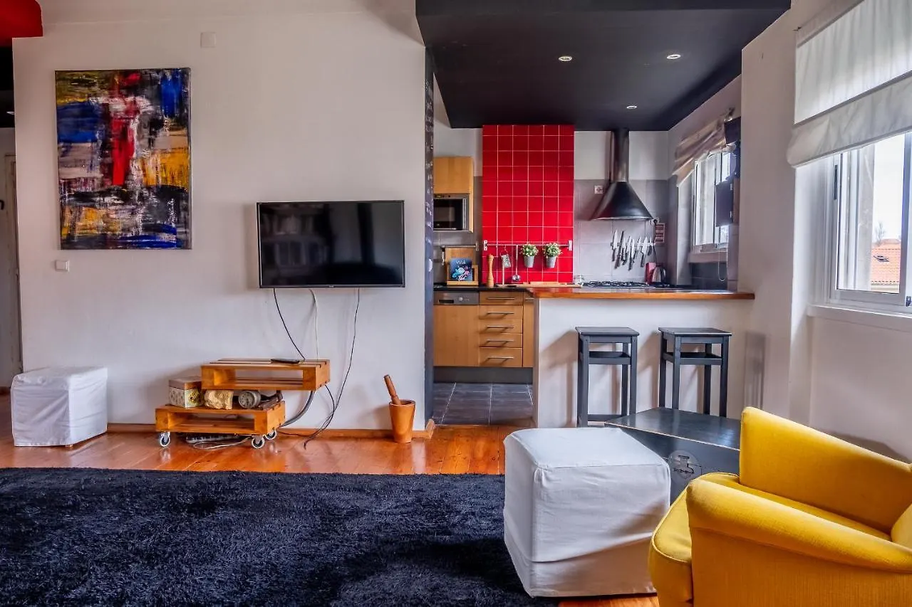 Double Floor Penthouse-Stylish Apartment Lisbon