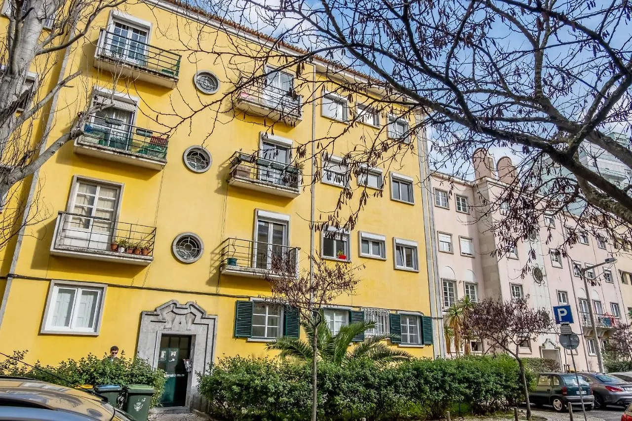 Double Floor Penthouse-Stylish Apartment Lisbon