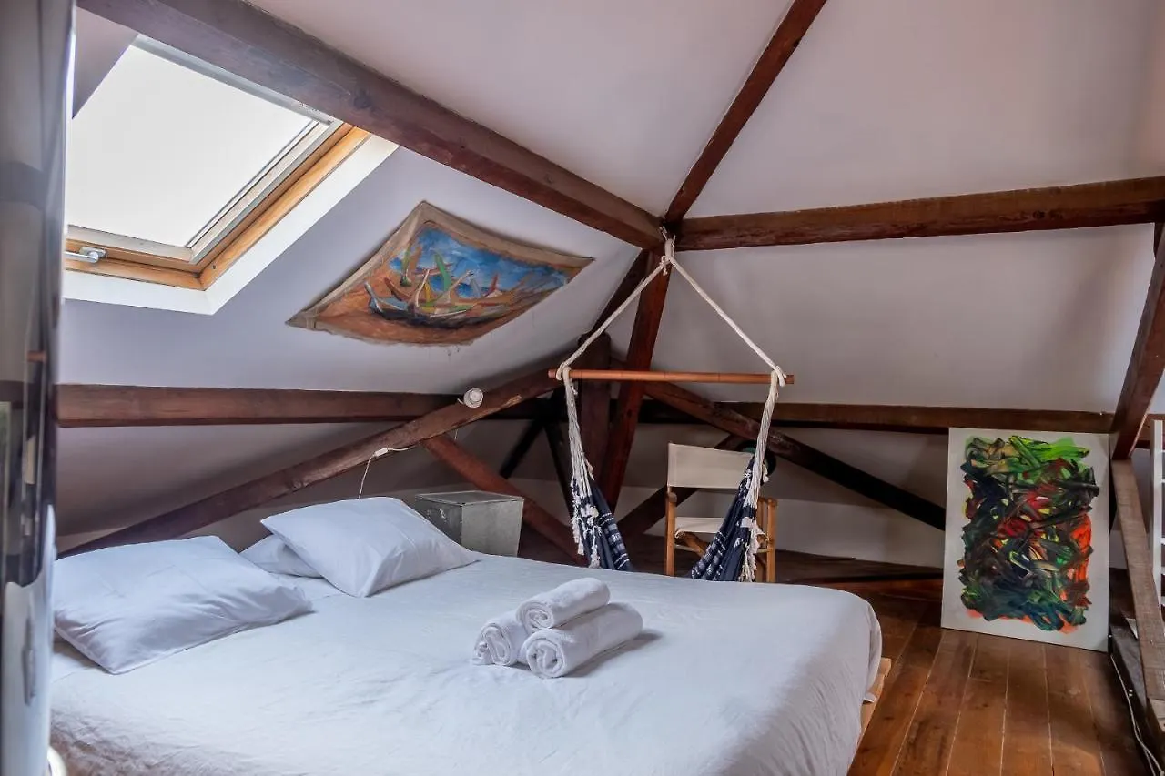 Double Floor Penthouse-Stylish Apartment Lisbon