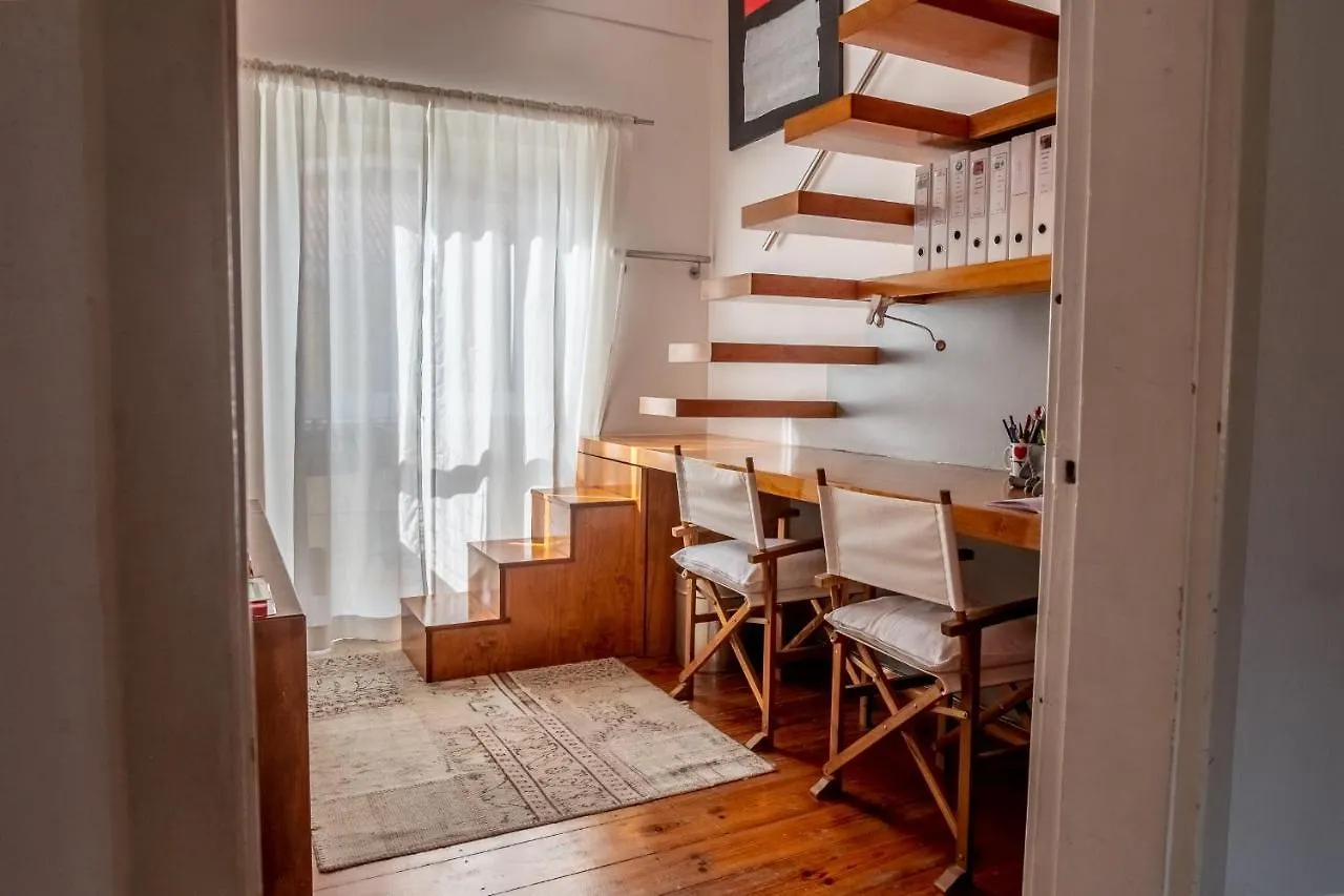 Double Floor Penthouse-Stylish Apartment Lisbon