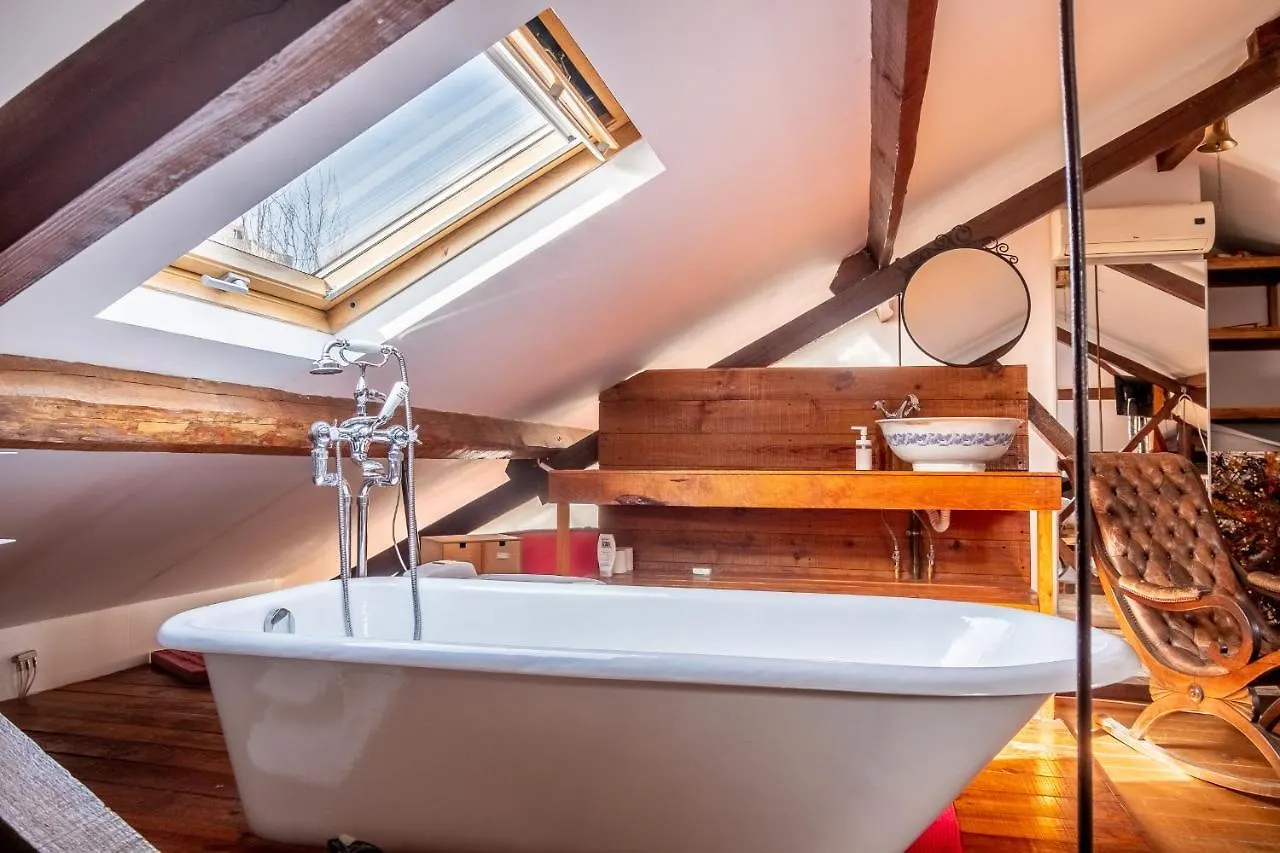 Double Floor Penthouse-Stylish Apartment Lisbon