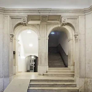 Serviced - Baixa Castelo Апартаменты
